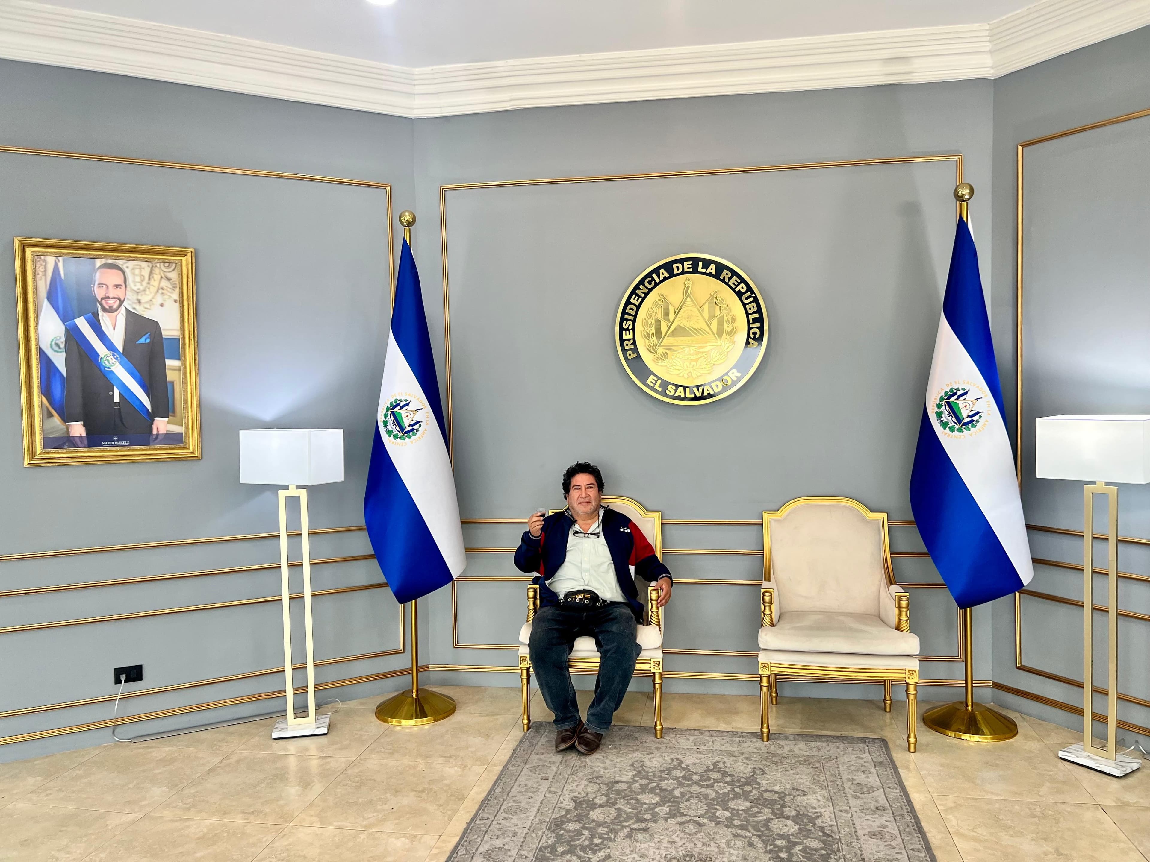 Freedy Sotelo en El Salvador — recogiendo experiencias de seguridad